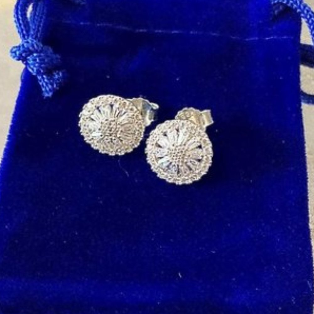 Talbots Cubic Zirconia Snowflake Earrings with Posts NWOT